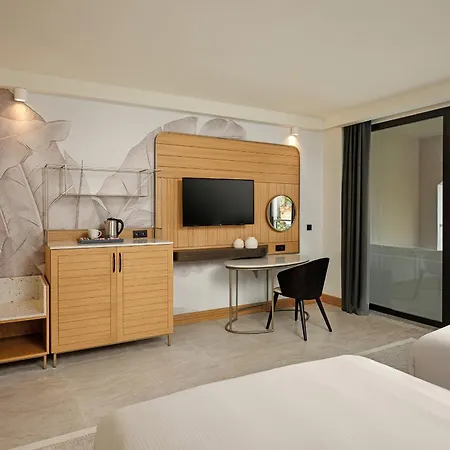 Sirene Resort 5*