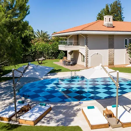 Sirene 5* Μπέλεκ